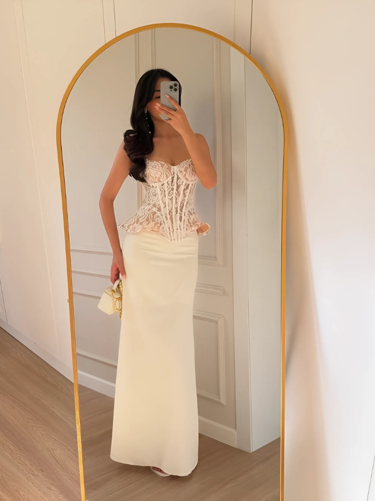 Nour Pearl Lace Corset