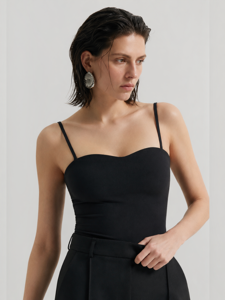 Akina  Top