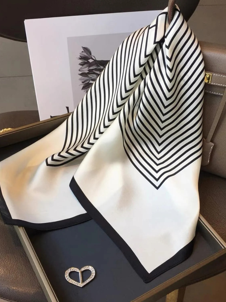 Foulard en soie Marguerite