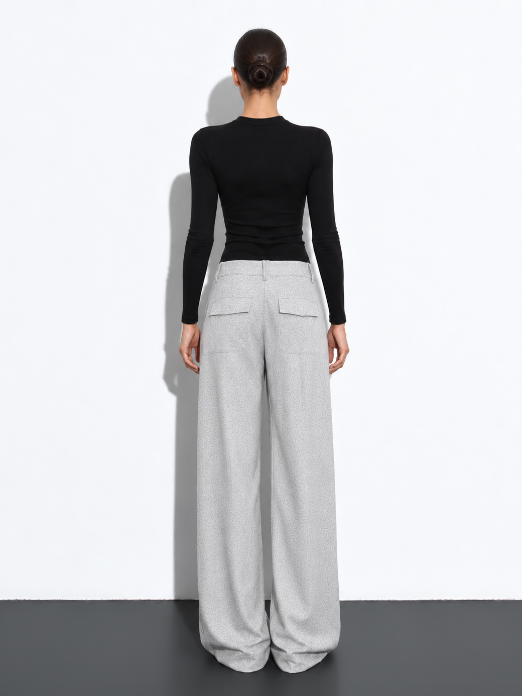 Aida Pant